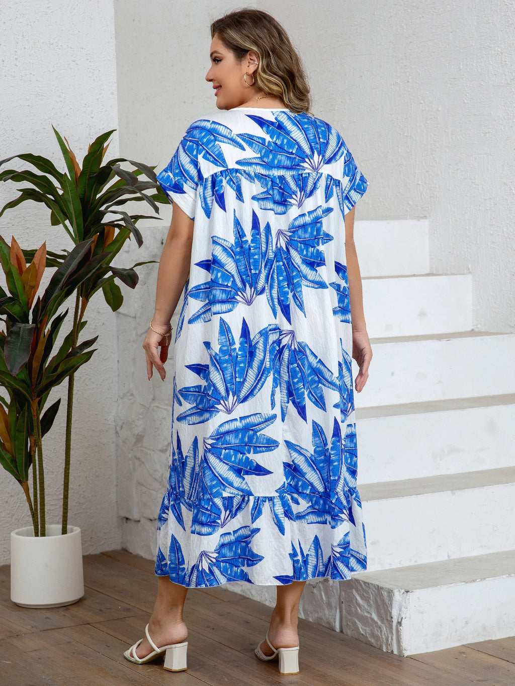 BEAUTIFUL ELEGANT WOMEN'S SUMMER DRESSES