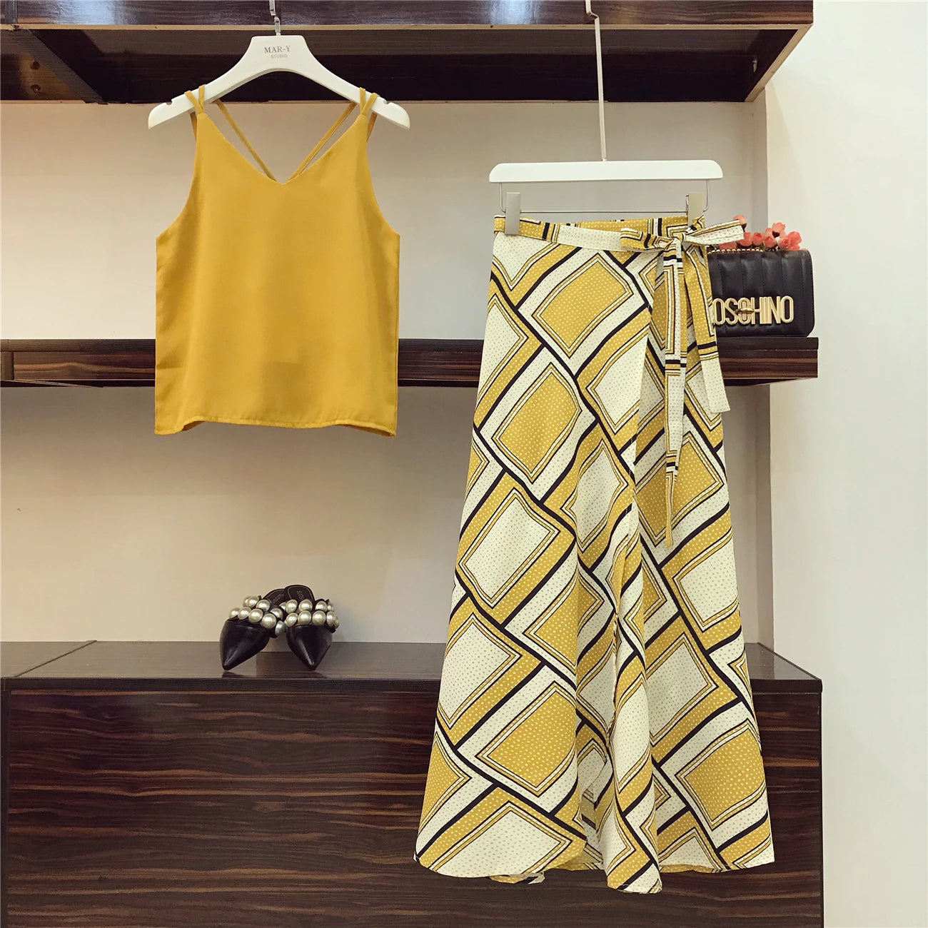 **Women's Two-Piece Set: Top & Skirt**
