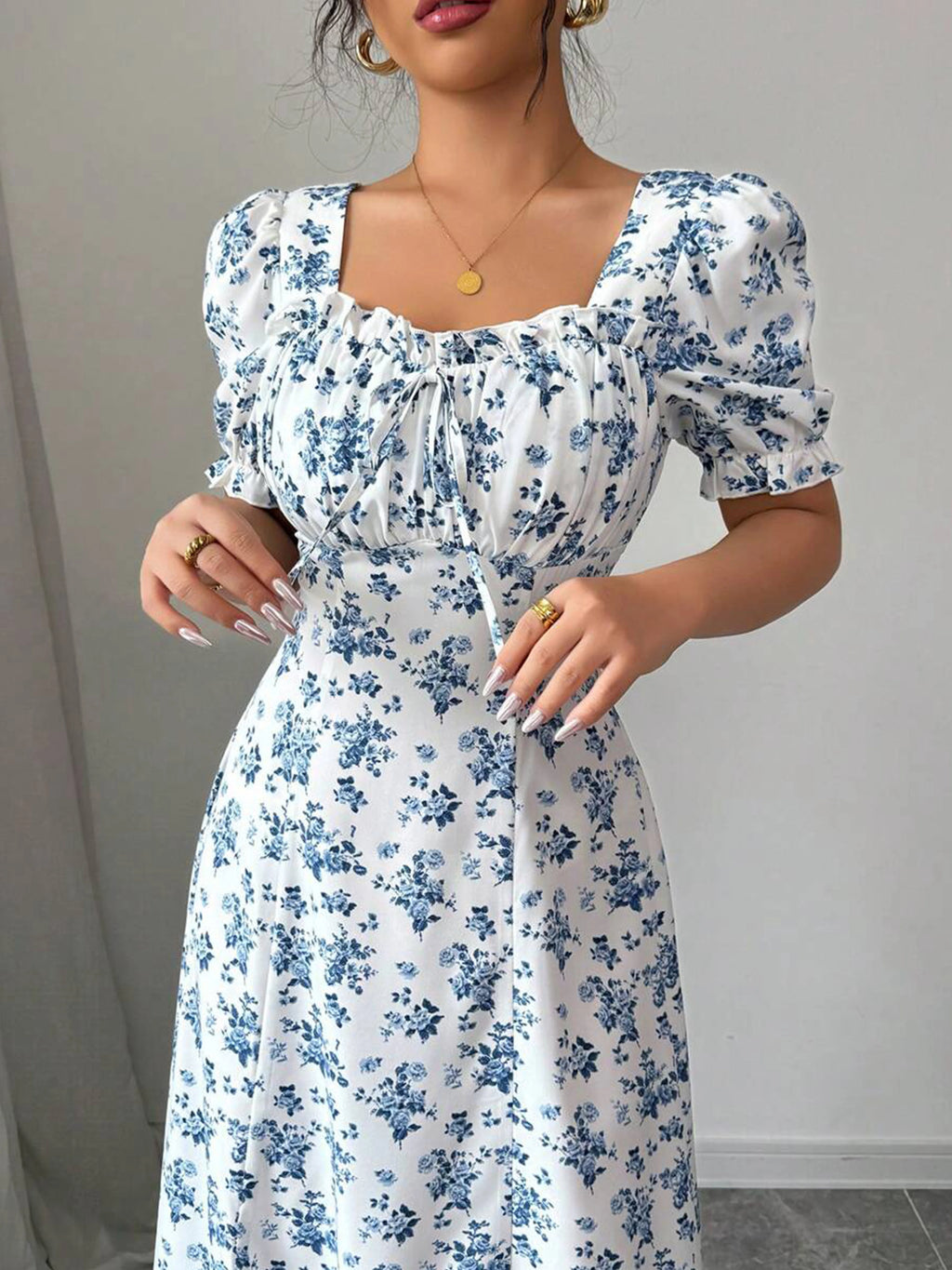 BEAUTIFUL ELEGANT WOMEN'S SUMMER DRESSES